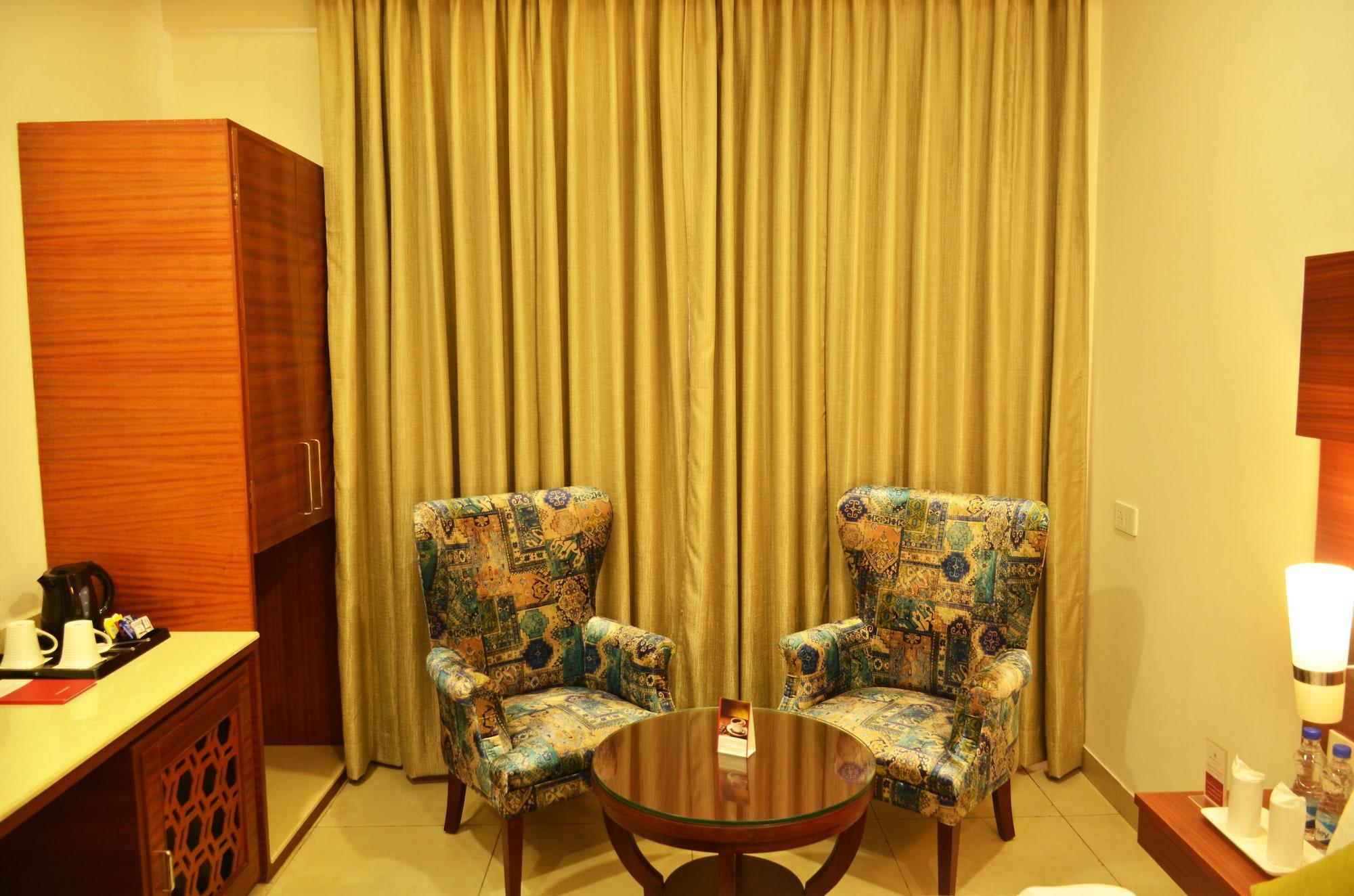 Mint Hotel Premia Chandigarh, Zirakpur Exteriér fotografie