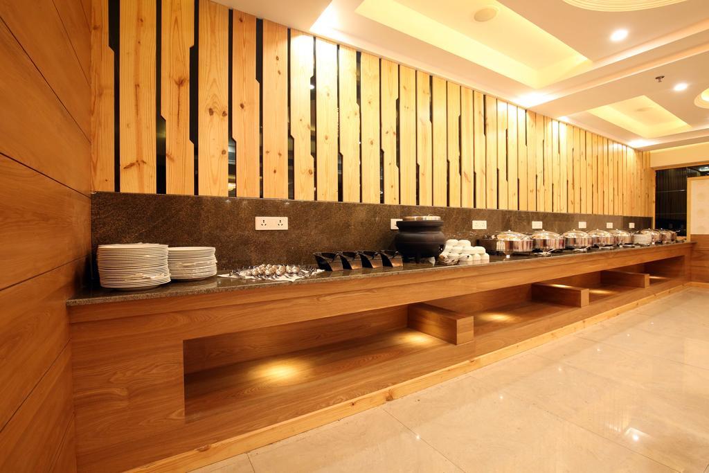 Mint Hotel Premia Chandigarh, Zirakpur Exteriér fotografie