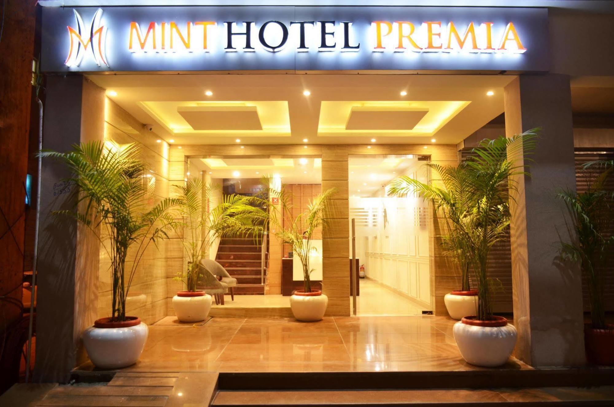 Mint Hotel Premia Chandigarh, Zirakpur Exteriér fotografie